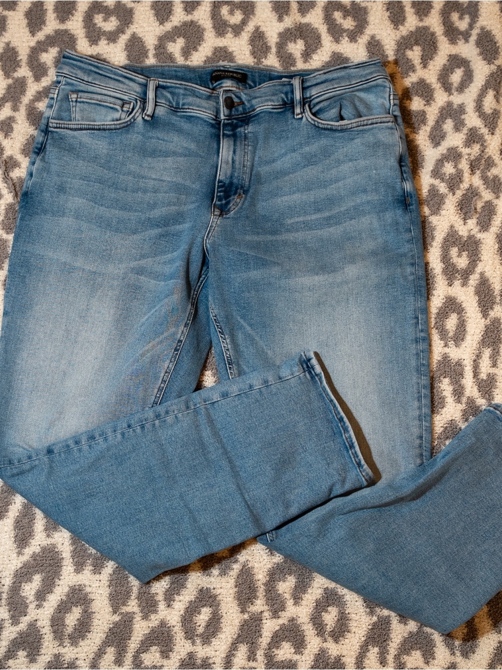 Banana Republic Slim Straight Jeans in Light Blue 36 x 30
